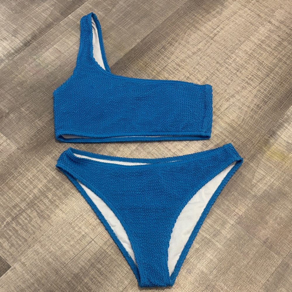 one shoulder blue bikini